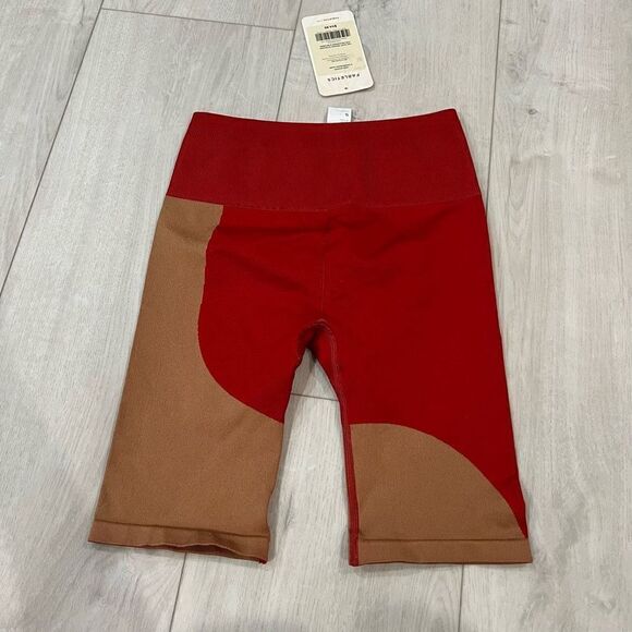 Fabletics Seamless High-Waisted Block Short size S - Picture 2 of 10